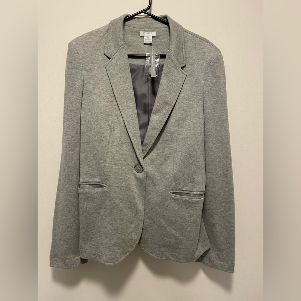 NWT women’s Alfred Sung grey blazer